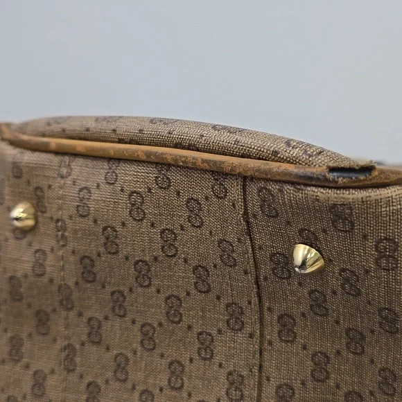 GUCCI - Vintage GG Supreme Boston Bag in Tan, PVC & Leather, with Sherry Line - Picture 13 of 17